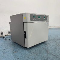 VWR Incubator image 0